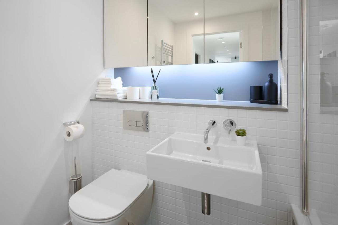 Morden Lovely 3Bedroom Apartment London Abbey Wood 외부 사진